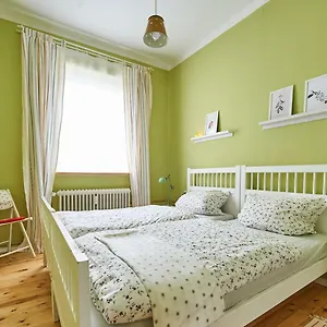Hübsche Ruhige Im Viertel Apartment BRE